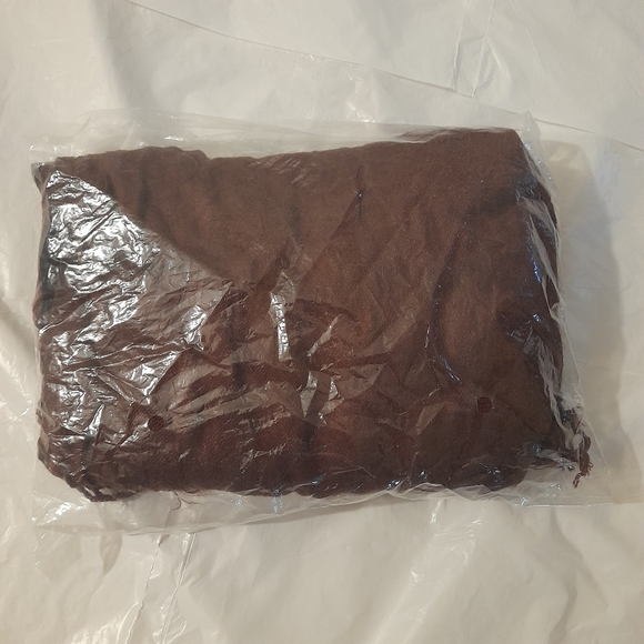 ● Charming Charlie | Scarf in Brown - Picture 7 of 7